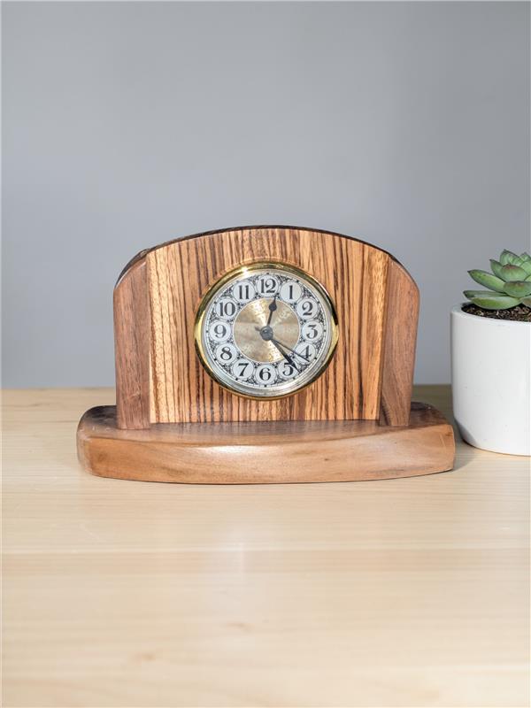 3" desk clock
